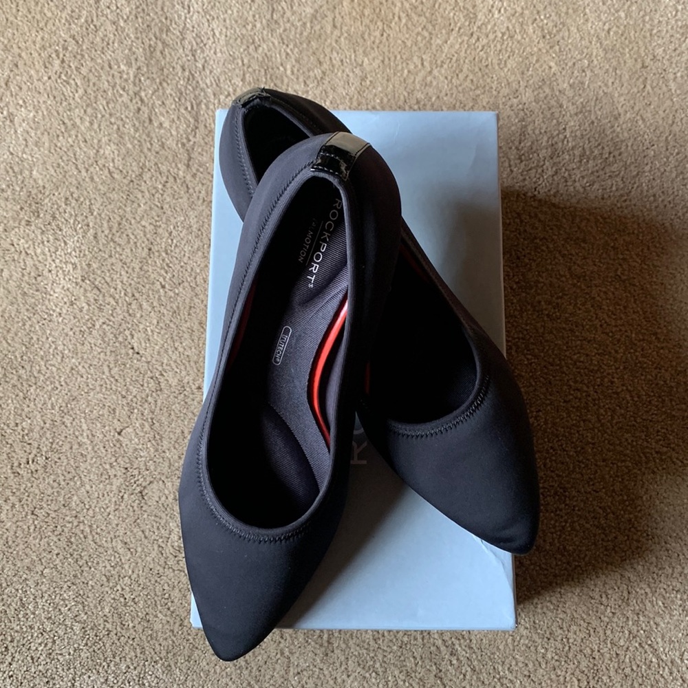 Rockport black pumps size 8.5